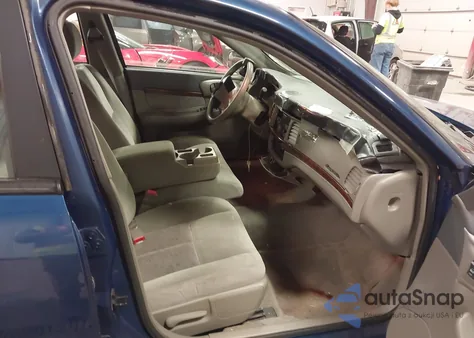 2004 Chevrolet Impala z USA, uszkodzony, nr VIN 2G1WF52E549205672